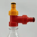 Keltainen FermZilla cap Carbonation Cap Teessä kiinni